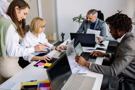 Boosting Productivity: How Low Automation Enhances Workplace Collaboration