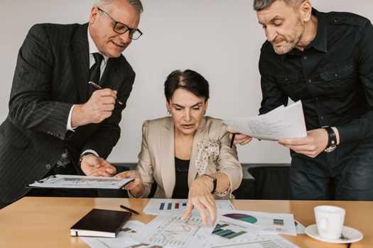 Boosting Team Collaboration: The Strategic Role of Low Automation in Business